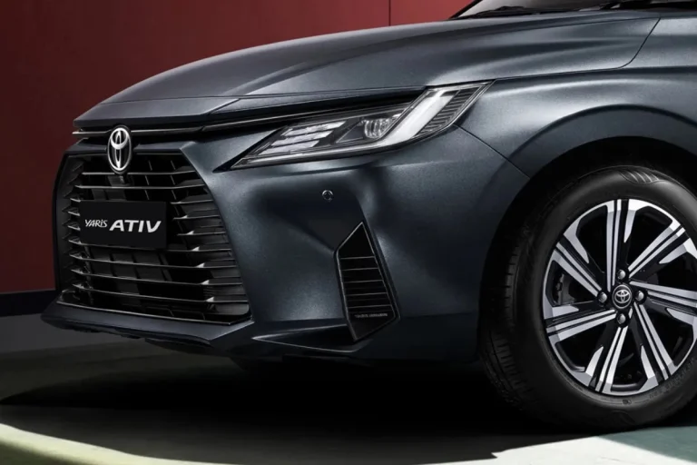 TOYOTA YARIS ATIV (2)_11zon