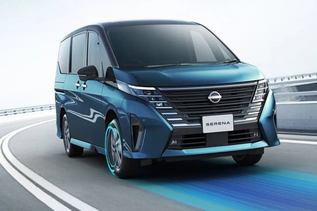 Nissan SERENA (7)_11zon