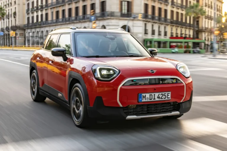 Mini Aceman_11zon (1)