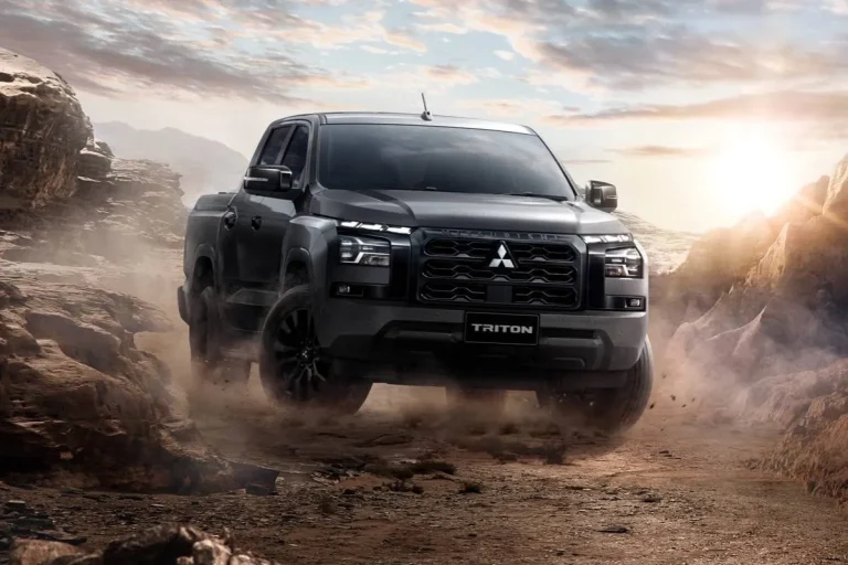 Mitsubishi Triton 2025_11zon