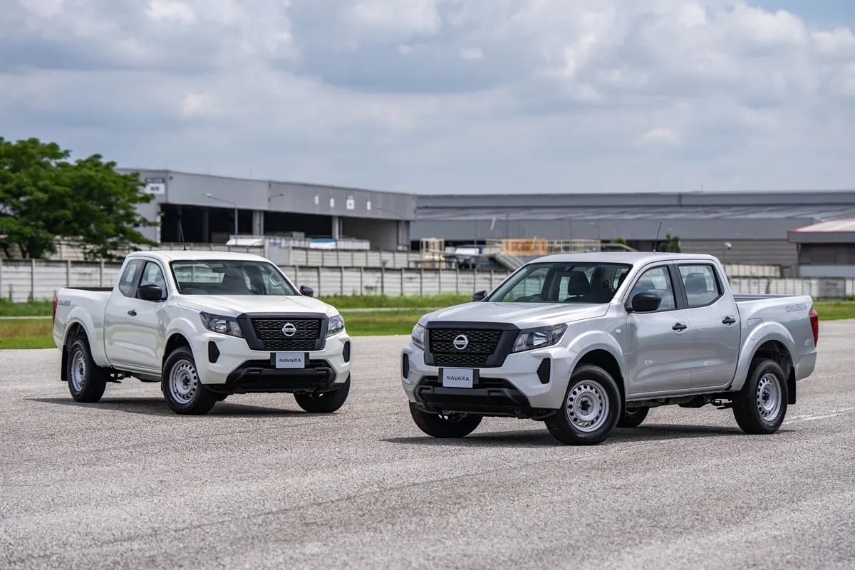 Nissan NAVARA Calibre SL_11zon